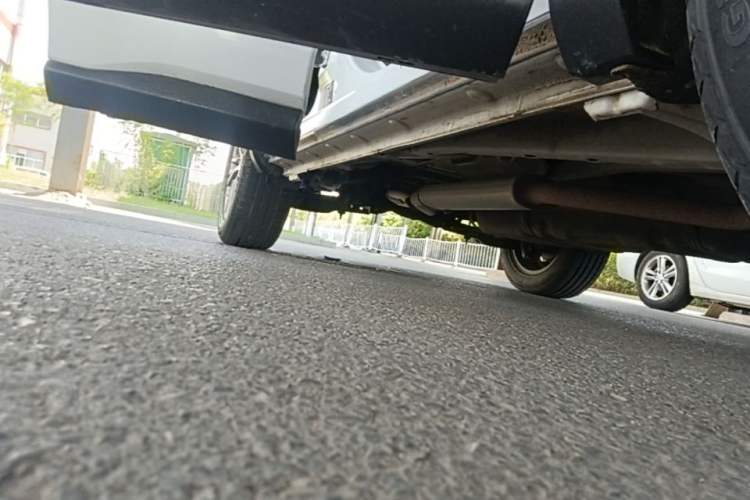 Used BYD Song Pro 2019 1.5T Automatic Elite Edition Right Side Sill