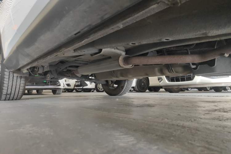 Used BYD Song Pro 2019 1.5T Automatic Luxury Model Right Side Sill
