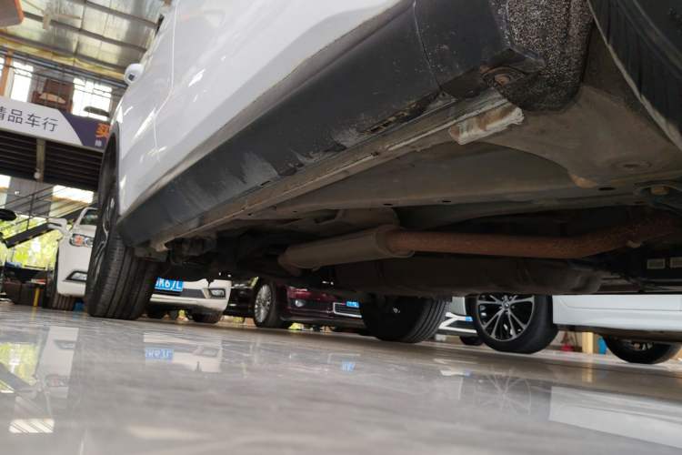 Used BYD Song Pro 2019 1.5T Automatic Prestige Model Right Side Sill