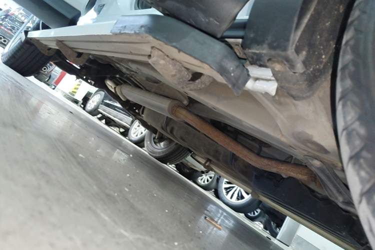 Used BYD Song Pro 2019 1.5T Automatic Luxury Model Right Side Sill