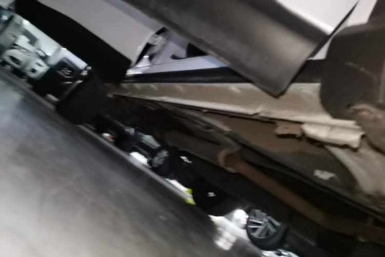 Used BYD Song Pro 2019 1.5T Automatic Elite Edition Right Side Sill