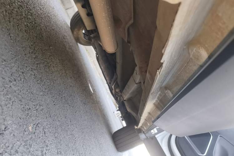 Used BYD Song Pro 2019 1.5T Automatic Luxury Model Right Side Sill
