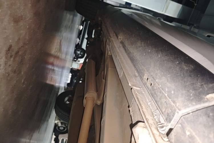 Used BYD Song Pro 2019 1.5T Automatic Elite Edition Right Side Sill
