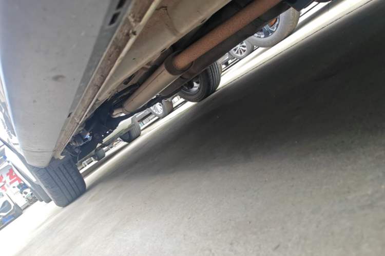 Used BYD Song Pro 2019 1.5T Automatic Luxury Model Right Side Sill