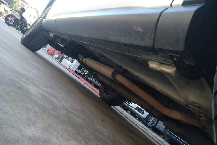 Used BYD Song Pro 2019 1.5T Automatic Prestige Model Right Side Sill