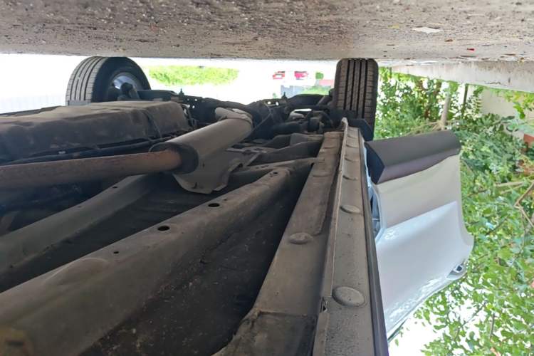 Used BYD Song Pro 2019 1.5T Automatic Elite Edition Right Side Sill