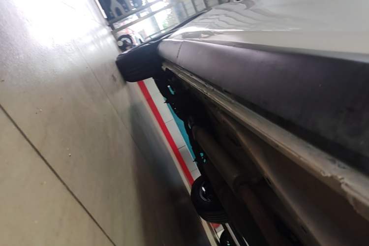 Used BYD Song Pro 2019 1.5T Automatic Elite Edition Right Side Sill