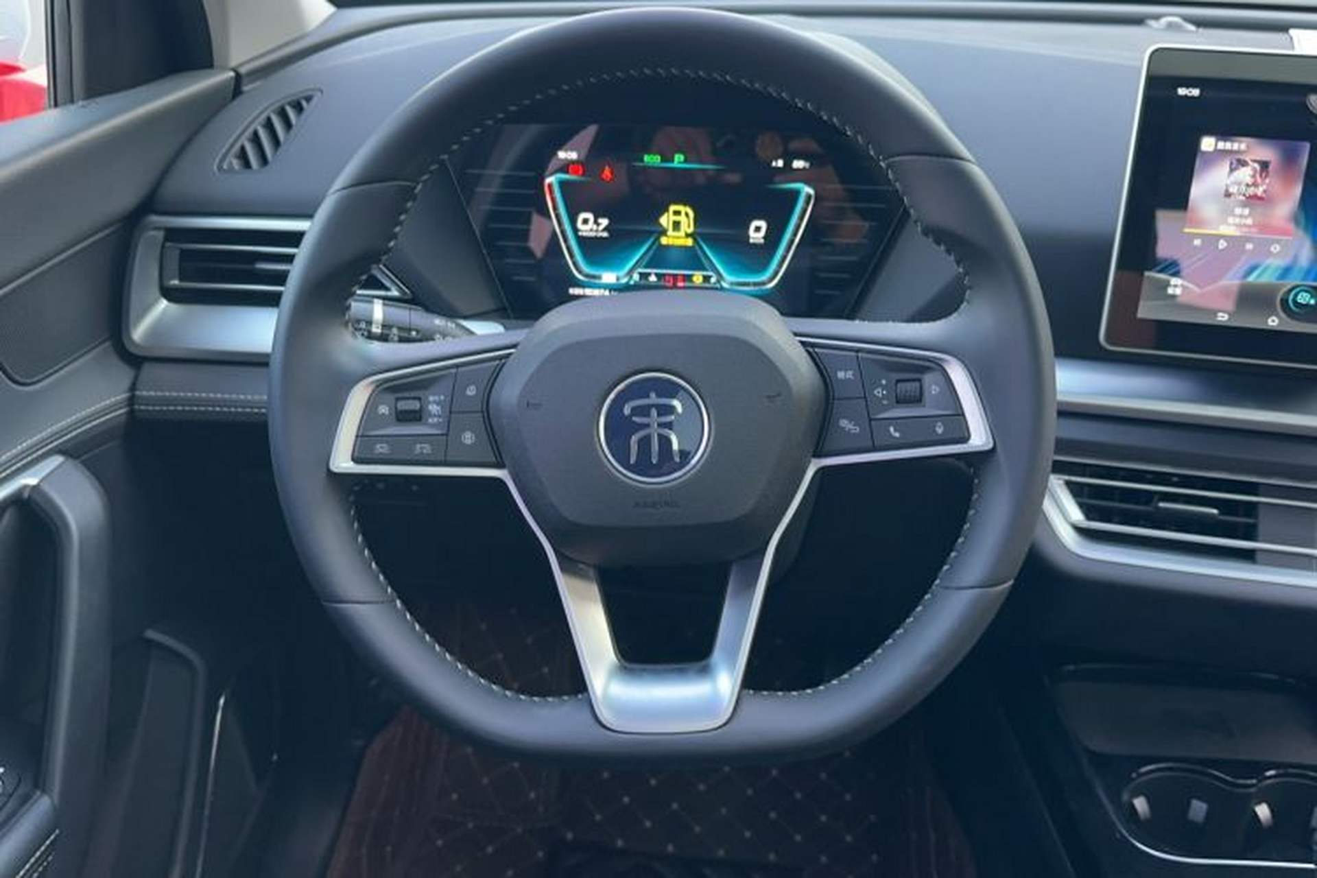 Used BYD Song Pro 2019 1.5T Automatic Luxury Model Steering Wheel