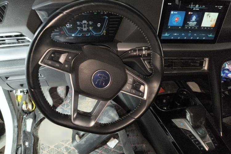 Used BYD Song Pro 2019 1.5T Automatic Luxury Model Steering Wheel