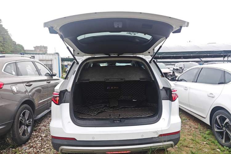 Used BYD Song Pro 2019 1.5T Automatic Luxury Model Trunk