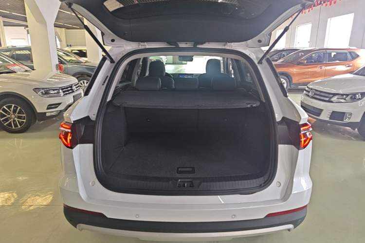Used BYD Song Pro 2019 1.5T Automatic Luxury Model Trunk