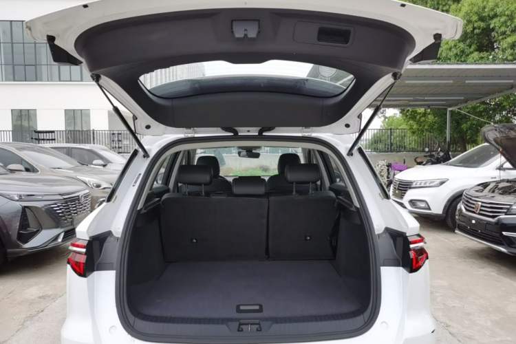 Used BYD Song Pro 2019 1.5T Automatic Elite Edition Trunk