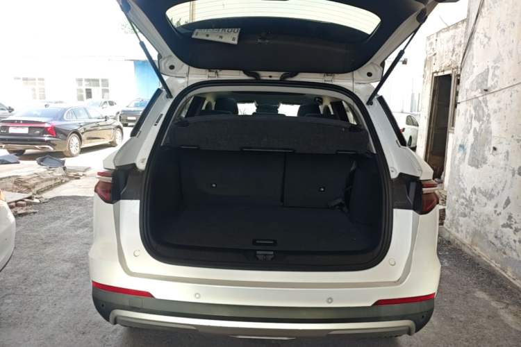 Used BYD Song Pro 2019 1.5T Automatic Luxury Model Trunk