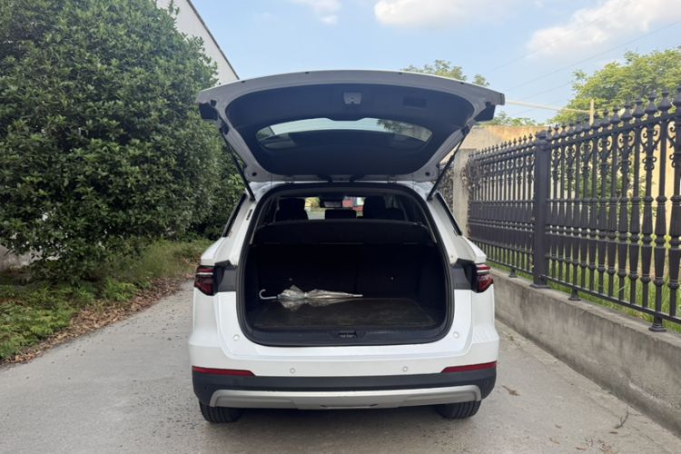 Used BYD Song Pro 2019 1.5T Automatic Luxury Model Trunk