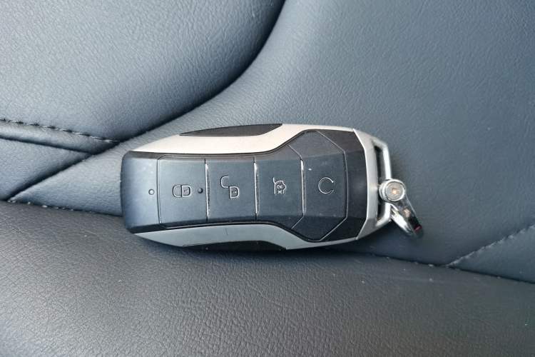 Used BYD Song Pro 2019 1.5T Automatic Luxury Model Vehicle Key