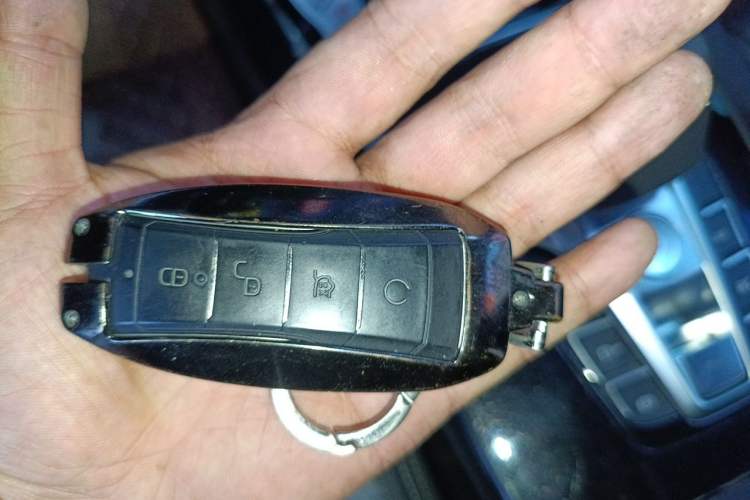 Used BYD Song Pro 2019 1.5T Automatic Luxury Model Vehicle Key