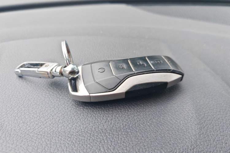 Used BYD Song Pro 2019 1.5T Automatic Luxury Model Vehicle Key