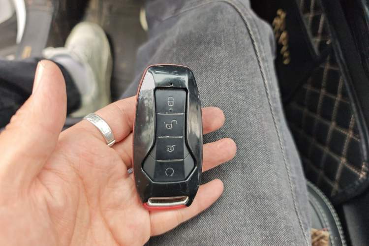 Used BYD Song Pro 2019 1.5T Automatic Luxury Model Vehicle Key