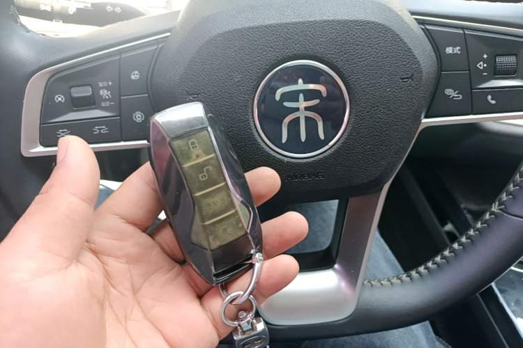 Used BYD Song Pro 2019 1.5T Automatic Luxury Model Vehicle Key