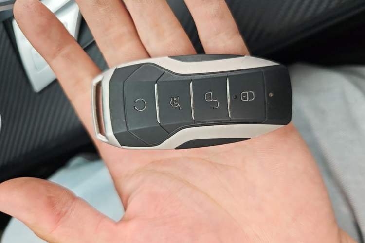 Used BYD Song Pro 2019 1.5T Automatic Luxury Model Vehicle Key