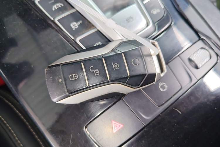 Used BYD Song Pro 2019 1.5T Automatic Luxury Model Vehicle Key