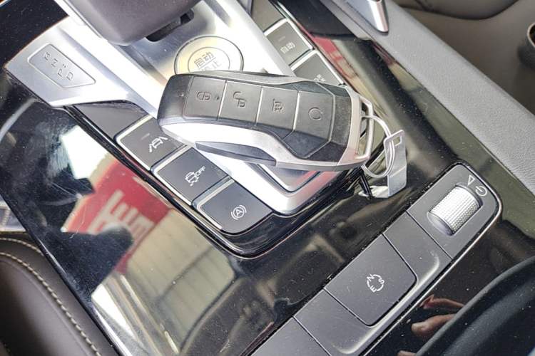 Used BYD Song Pro 2019 1.5T Automatic Luxury Model Vehicle Key