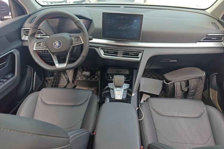 Used BYD Song Pro 2020 1.5T Automatic Pilot Edition Center Console