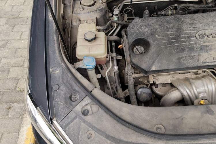Used BYD Song Pro 2020 1.5T Manual Elite Model Engine Bay Right