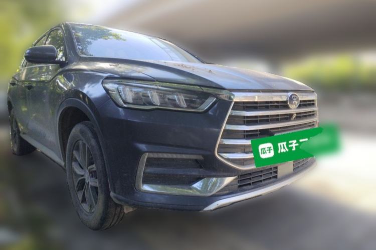 Used BYD Song Pro 2020 1.5T Manual Elite Model Front Right 45 Deg