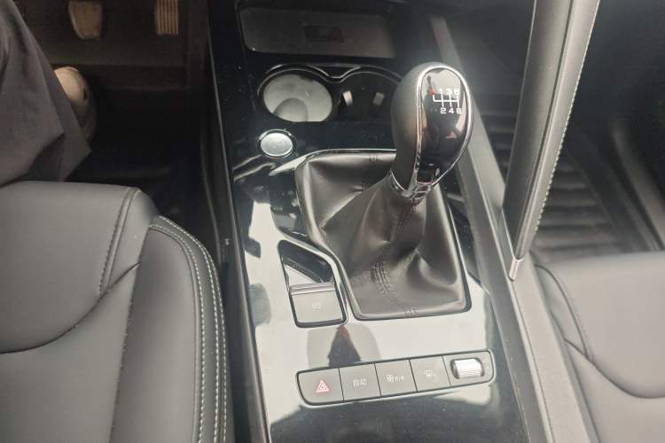 Used BYD Song Pro 2020 1.5T Manual Elite Model Gear Lever