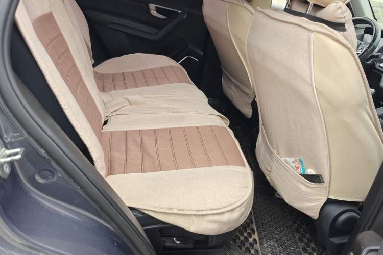 Used BYD Song Pro 2020 1.5T Manual Elite Model Interior 7