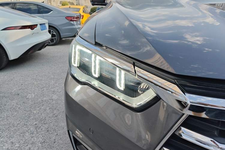 Used BYD Song Pro 2020 1.5T Automatic Pilot Edition Right Front Headlight