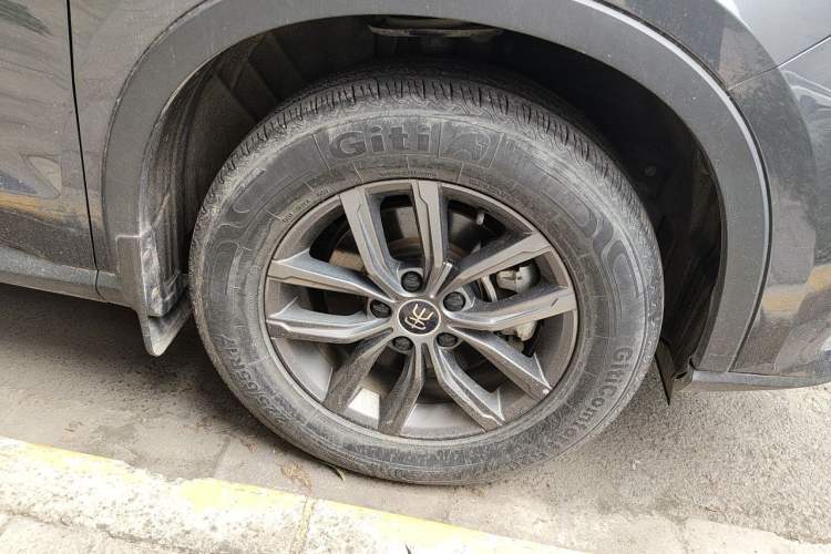 Used BYD Song Pro 2020 1.5T Manual Elite Model Right Front Wheel Hub