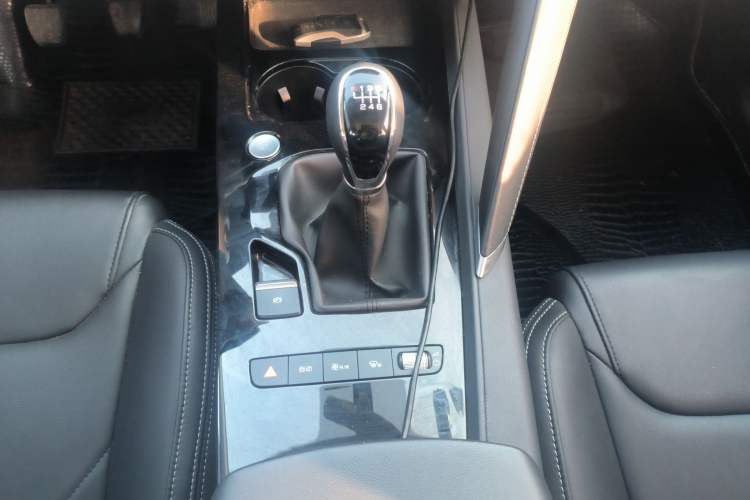 Used BYD Song Pro 2020 1.5T Manual Elite Model Gear Lever