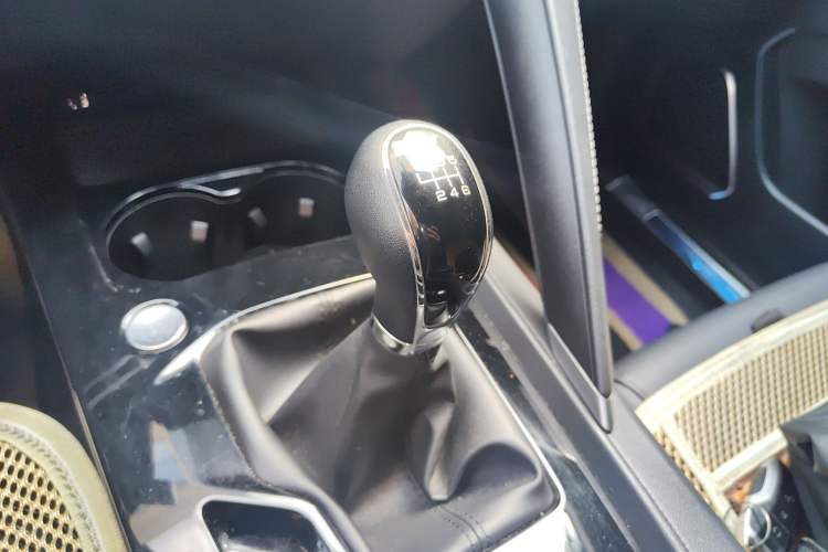 Used BYD Song Pro 2020 1.5T Manual Elite Model Gear Lever