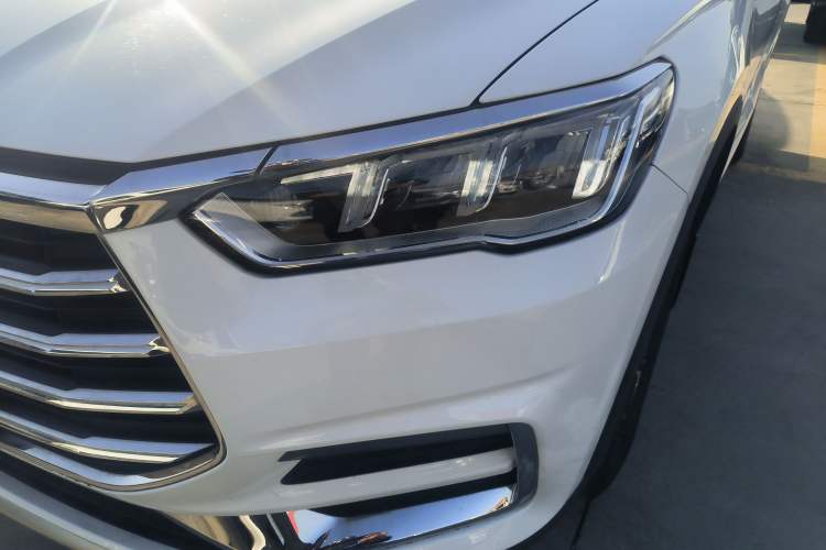 Used BYD Song Pro 2020 1.5T Manual Elite Model Left Front Headlight