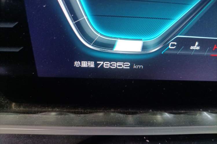 Used BYD Song Pro 2020 1.5T Automatic Pilot Edition Odometer Close Up