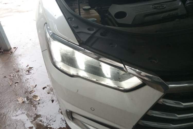 Used BYD Song Pro 2020 1.5T Automatic Pilot Edition Right Front Headlight