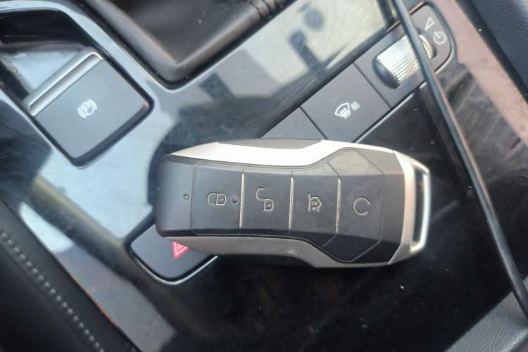 Used BYD Song Pro 2020 1.5T Manual Elite Model Vehicle Key
