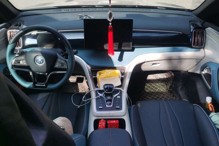 Used BYD Song Pro 2021 1.5T Automatic Xiaoyun Luxury Model Center Console