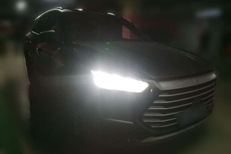 Used BYD Song Pro 2021 1.5T Automatic Xiaoyun Luxury Model Front Right 45 Deg