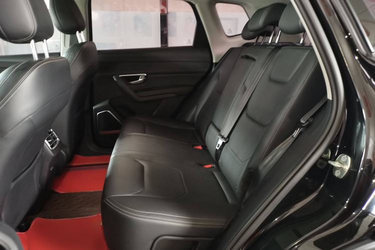 Used BYD Song Pro 2021 1.5T Automatic Elite Edition Interior 4