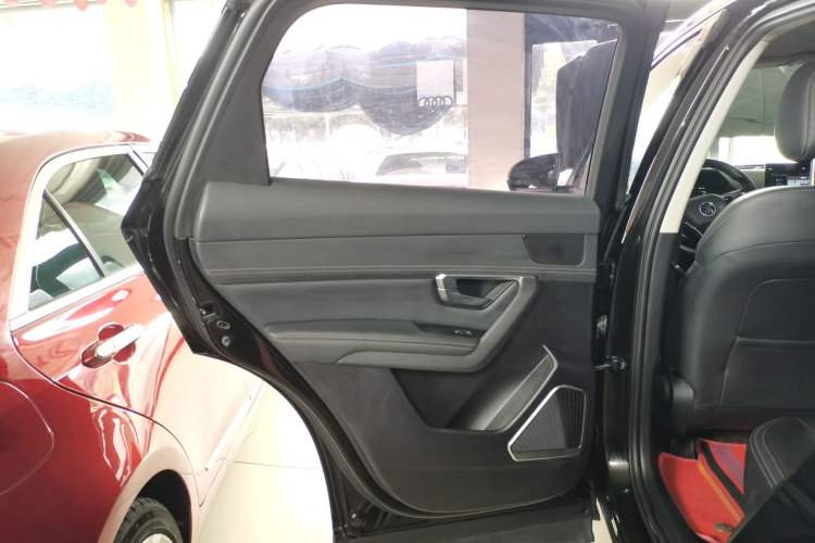 Used BYD Song Pro 2021 1.5T Automatic Elite Edition Interior 8