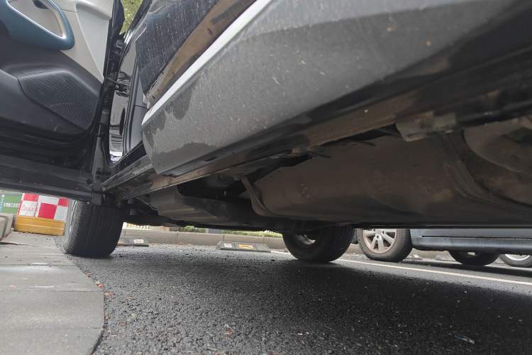 Used BYD Song Pro 2021 1.5T Automatic Xiaoyun Elite Edition Left Side Sill