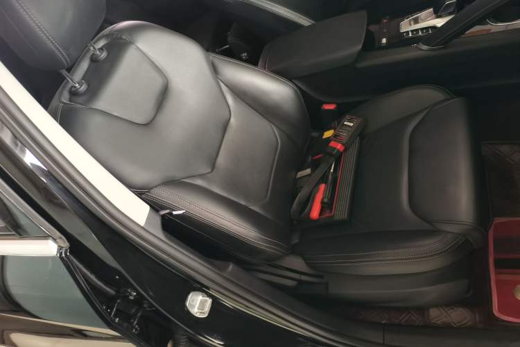 Used BYD Song Pro 2021 1.5T Automatic Elite Edition Right Front Seat