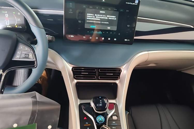 Used BYD Song Pro 2021 1.5T Automatic Xiaoyun Luxury Model Audio And AC Panel