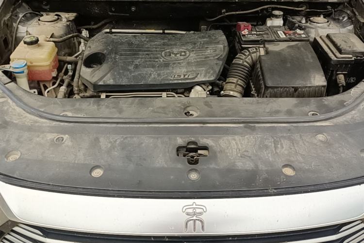 Used BYD Song Pro 2021 1.5T Automatic Luxury Model Engine Bay