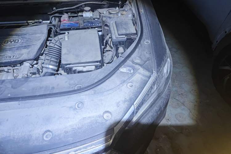 Used BYD Song Pro 2021 1.5T Automatic Elite Edition Engine Bay Left