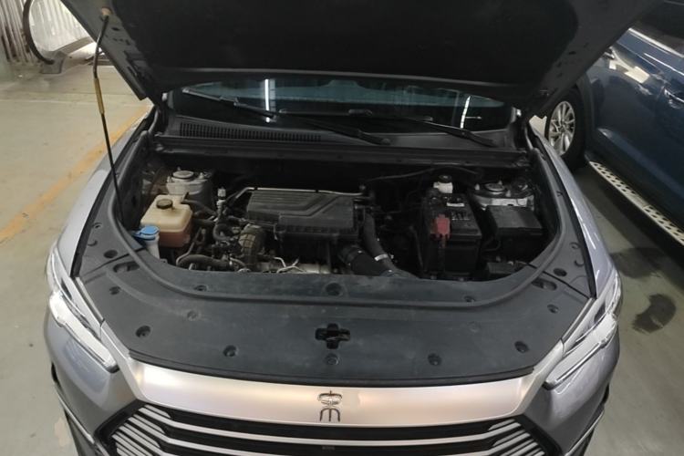 Used BYD Song Pro 2021 1.5T Automatic Xiaoyun Elite Edition Engine Bay