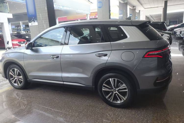 Used BYD Song Pro 2021 1.5T Automatic Elite Edition Exterior 3
